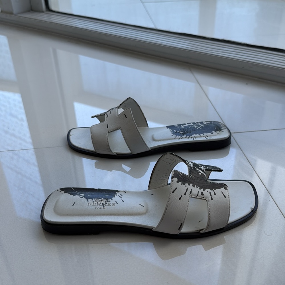 Hermes Oran “Splash” Black & White Authentic Pre-owned - Picture 6 of 9